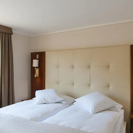 Reine Victoria Hotel