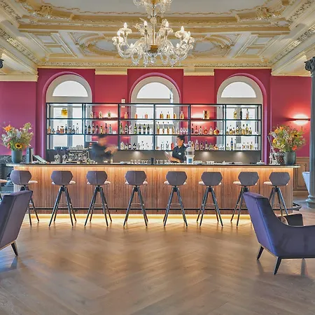 Reine Victoria Hotel