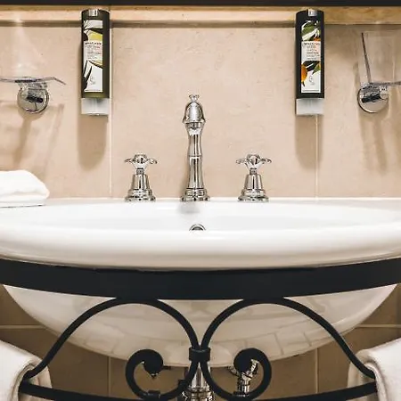 Hotel Reine Victoria 4*