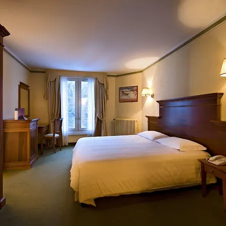 Reine Victoria فندق 4*