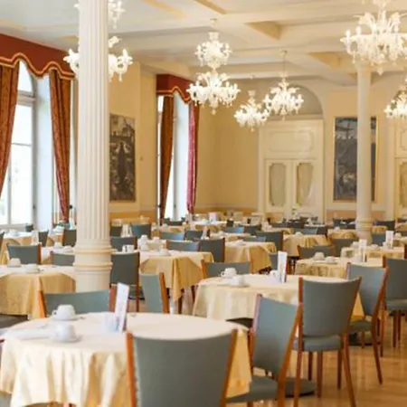 فندق Reine Victoria 4*