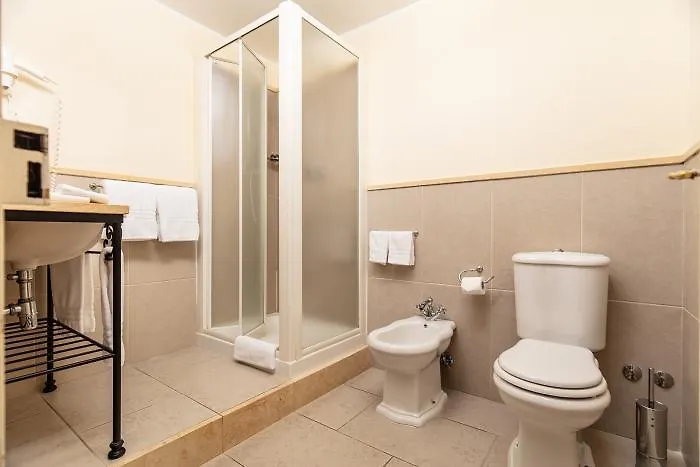 Reine Victoria Hotel